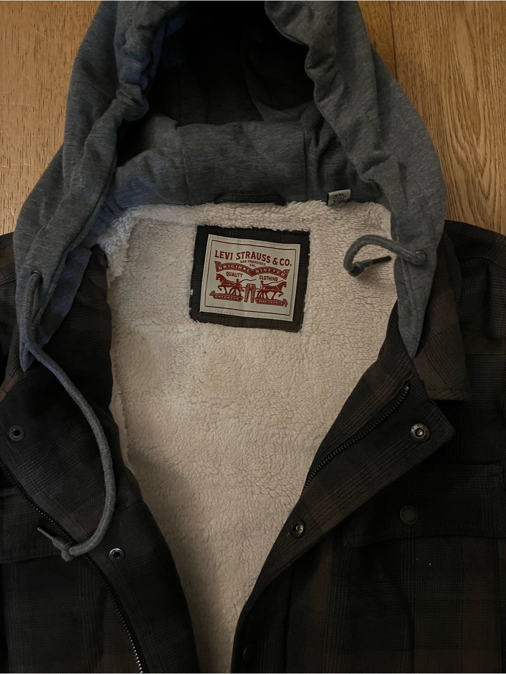 Levis Sherpa Lined Flannel Shirt Jacket Mens XXL New Brown Plaid Hooded Shacket